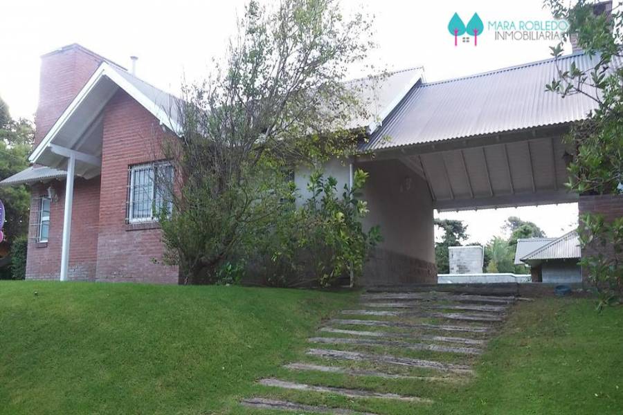 Pinamar,Buenos Aires,Argentina,2 Bedrooms Bedrooms,2 BathroomsBathrooms,Casas,BUEN ORDEN,4429