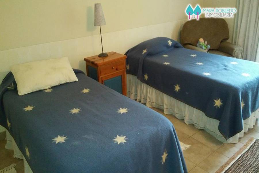 Pinamar,Buenos Aires,Argentina,2 Bedrooms Bedrooms,2 BathroomsBathrooms,Casas,BUEN ORDEN,4429