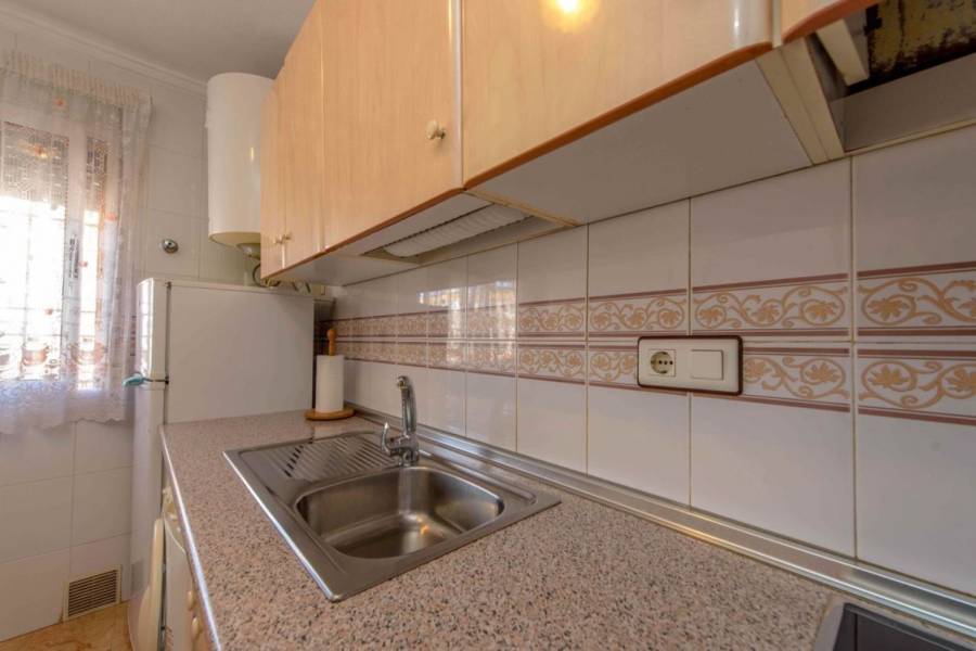 Torrevieja,Alicante,España,3 Bedrooms Bedrooms,2 BathroomsBathrooms,Adosada,39853