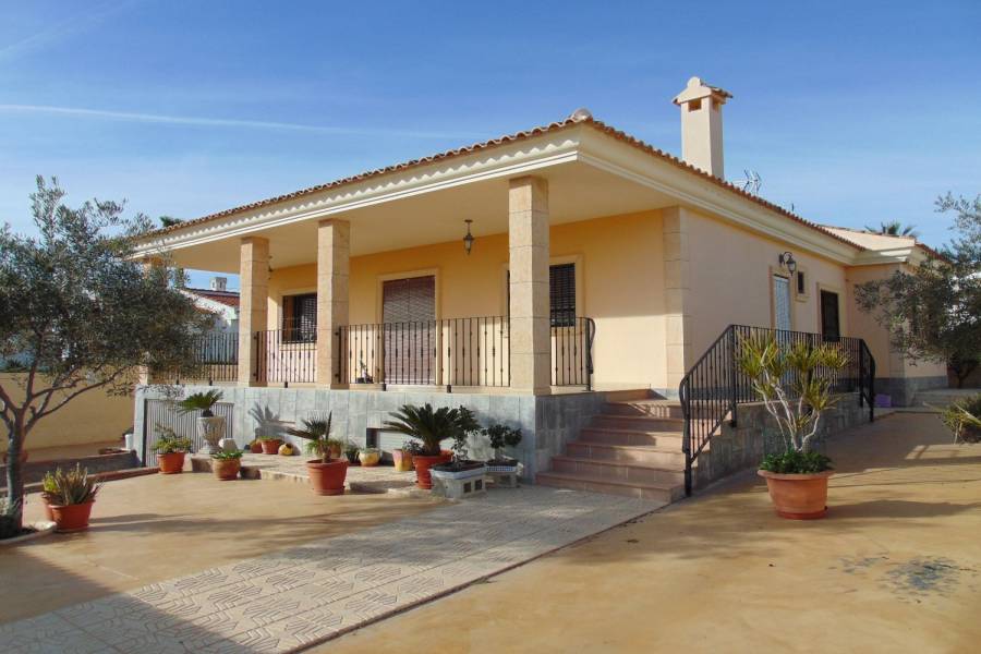 Ciudad Quesada,Alicante,España,3 Bedrooms Bedrooms,3 BathroomsBathrooms,Chalets,39864