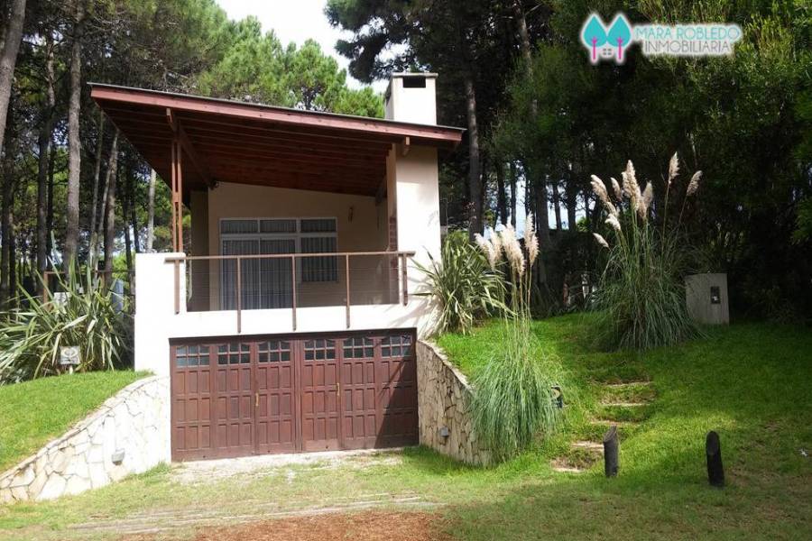 Pinamar,Buenos Aires,Argentina,4 Bedrooms Bedrooms,3 BathroomsBathrooms,Casas,helade y etoneo,4433