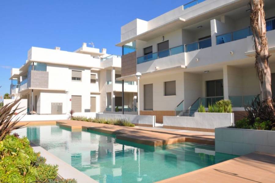 Ciudad Quesada,Alicante,España,2 Bedrooms Bedrooms,2 BathroomsBathrooms,Adosada,39890