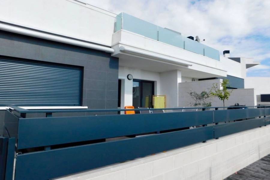 Orihuela,Alicante,España,3 Bedrooms Bedrooms,2 BathroomsBathrooms,Adosada,39893