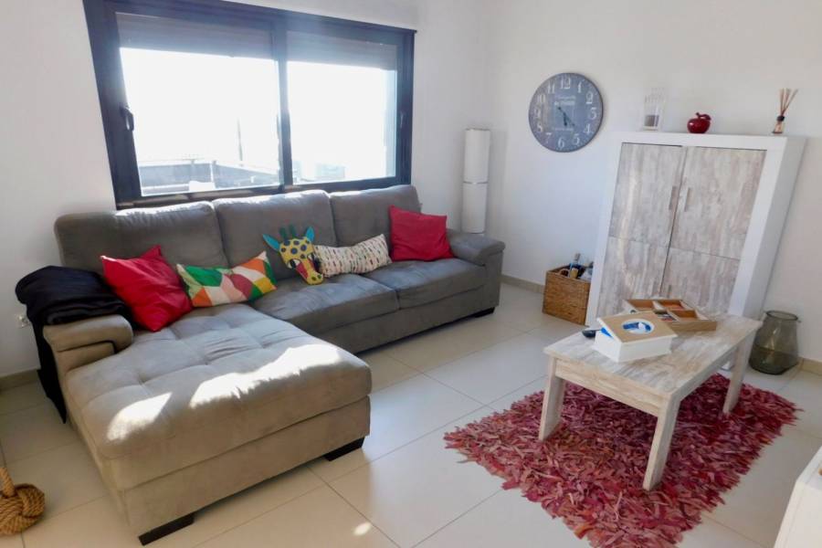 Orihuela,Alicante,España,3 Bedrooms Bedrooms,2 BathroomsBathrooms,Adosada,39893