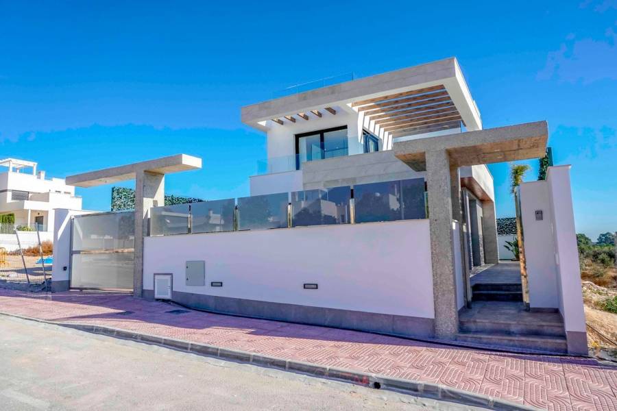 Ciudad Quesada,Alicante,España,3 Bedrooms Bedrooms,2 BathroomsBathrooms,Chalets,39906