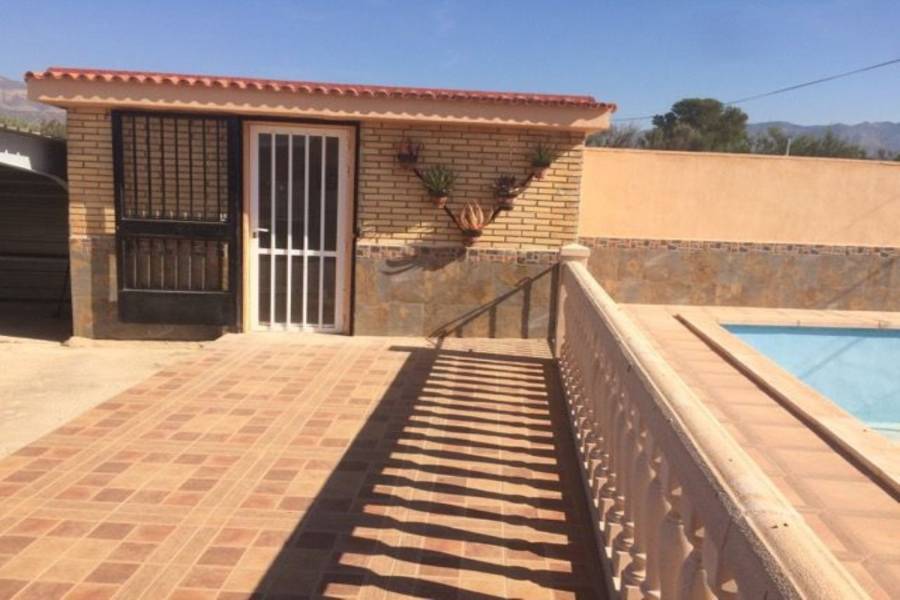 Agost,Alicante,España,3 Bedrooms Bedrooms,1 BañoBathrooms,Chalets,39911