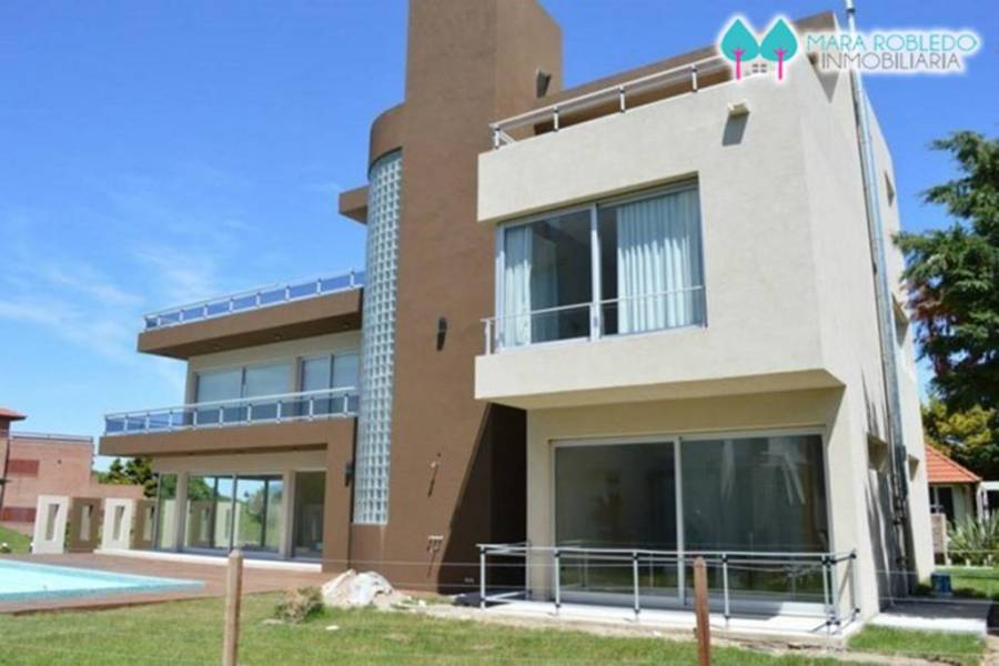 Pinamar,Buenos Aires,Argentina,3 Bedrooms Bedrooms,6 BathroomsBathrooms,Casas,DE LAS BURRIQUETAS,4437