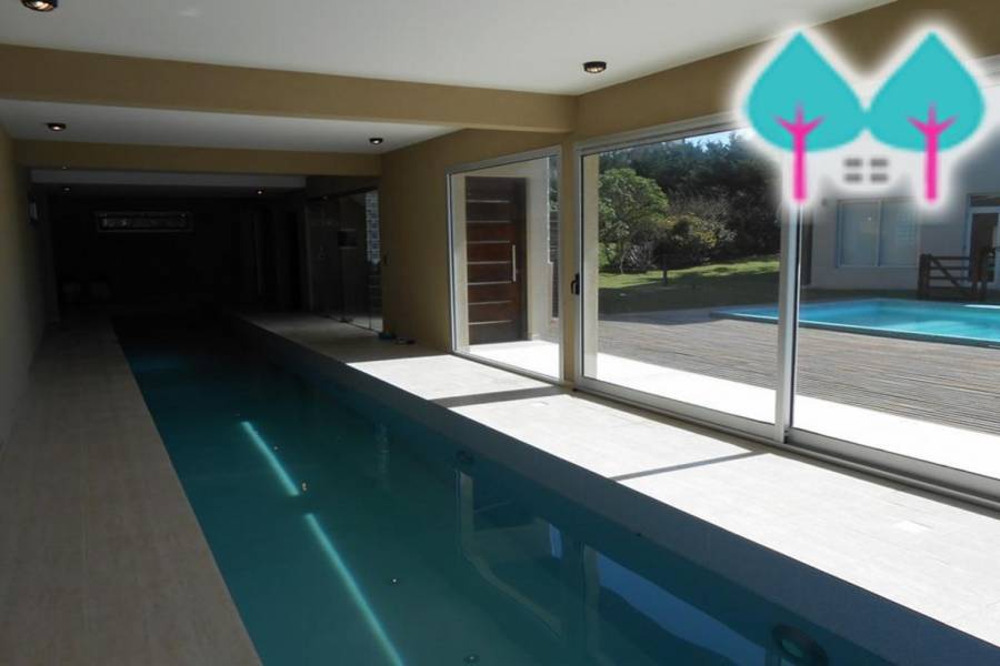 Pinamar,Buenos Aires,Argentina,3 Bedrooms Bedrooms,6 BathroomsBathrooms,Casas,DE LAS BURRIQUETAS,4437