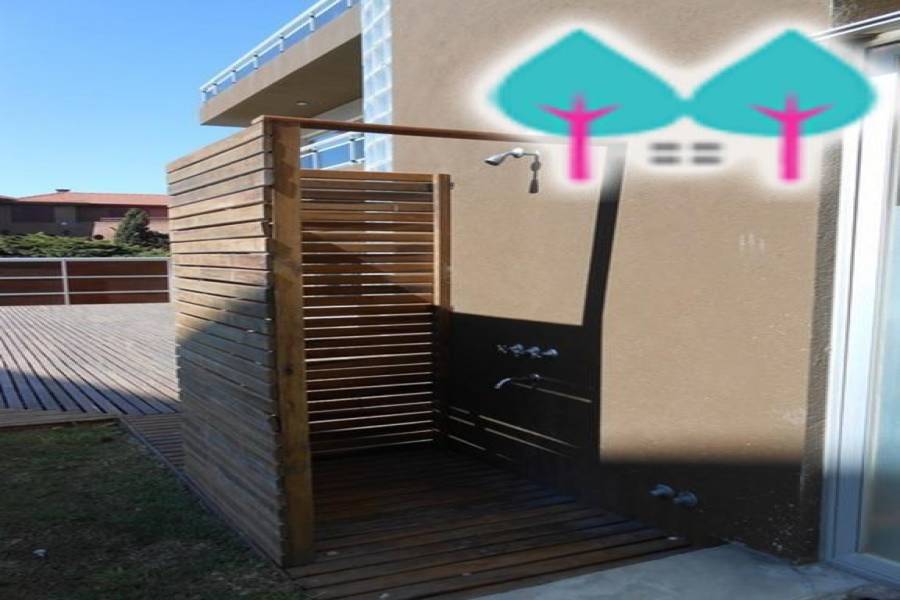 Pinamar,Buenos Aires,Argentina,3 Bedrooms Bedrooms,6 BathroomsBathrooms,Casas,DE LAS BURRIQUETAS,4437