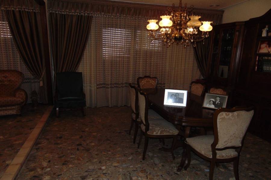 Los Montesinos,Alicante,España,4 Bedrooms Bedrooms,2 BathroomsBathrooms,Adosada,39926