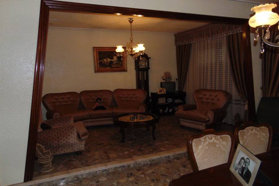 Los Montesinos,Alicante,España,4 Bedrooms Bedrooms,2 BathroomsBathrooms,Adosada,39926