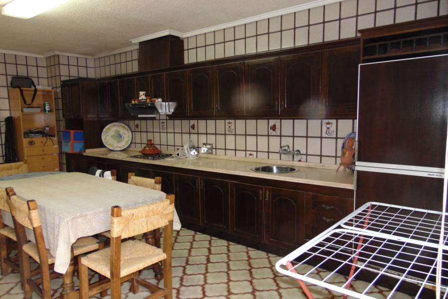 Los Montesinos,Alicante,España,4 Bedrooms Bedrooms,2 BathroomsBathrooms,Adosada,39926