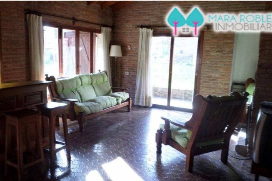 Pinamar,Buenos Aires,Argentina,3 Bedrooms Bedrooms,4 BathroomsBathrooms,Casas,DE LAS ONDINAS,4438