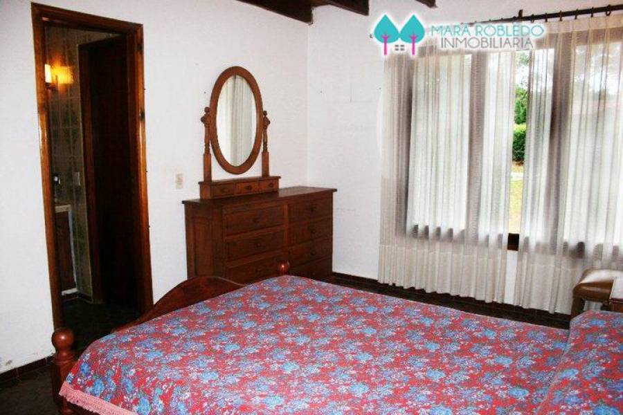 Pinamar,Buenos Aires,Argentina,3 Bedrooms Bedrooms,4 BathroomsBathrooms,Casas,DE LAS ONDINAS,4438