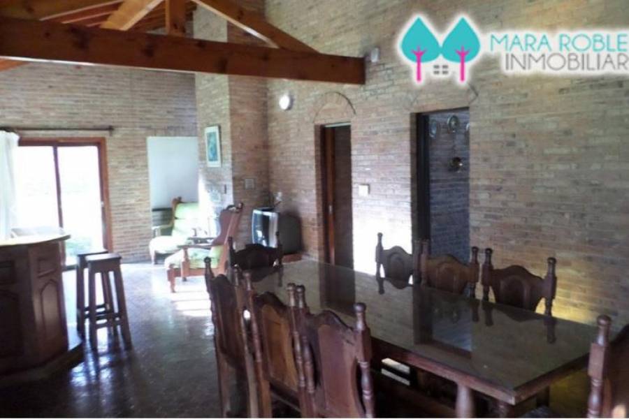 Pinamar,Buenos Aires,Argentina,3 Bedrooms Bedrooms,4 BathroomsBathrooms,Casas,DE LAS ONDINAS,4438