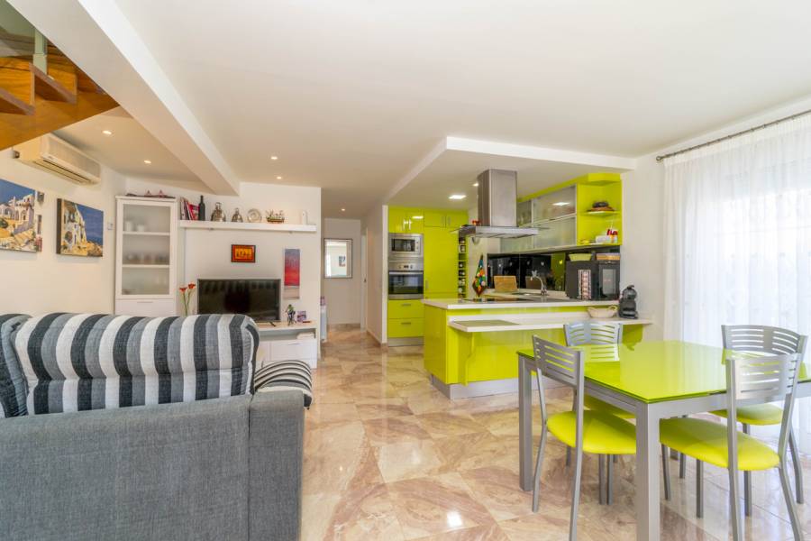 Torrevieja,Alicante,España,3 Bedrooms Bedrooms,2 BathroomsBathrooms,Chalets,39938