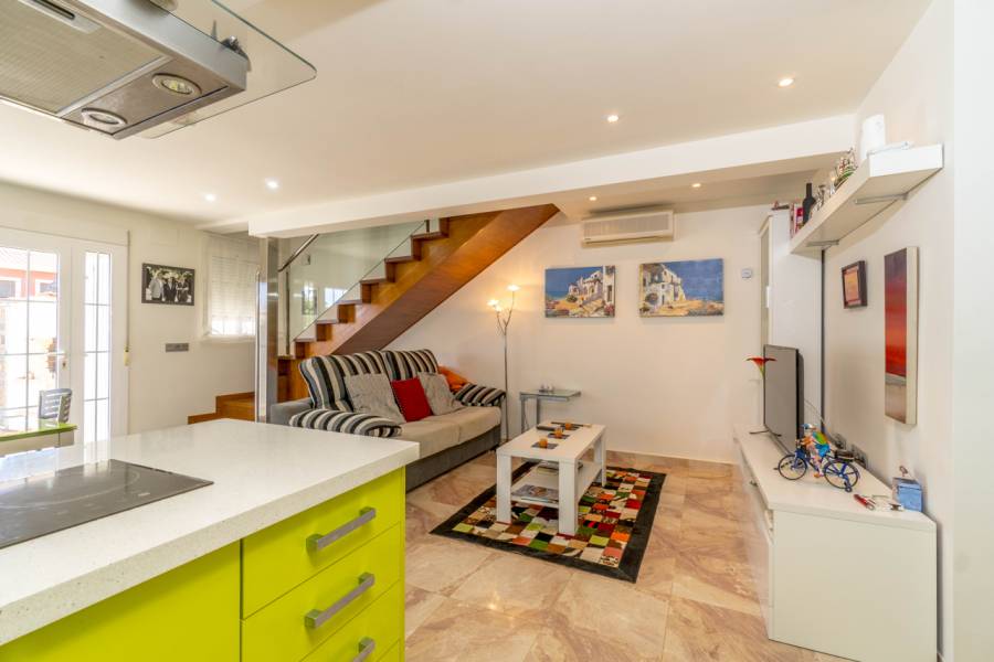 Torrevieja,Alicante,España,3 Bedrooms Bedrooms,2 BathroomsBathrooms,Chalets,39938