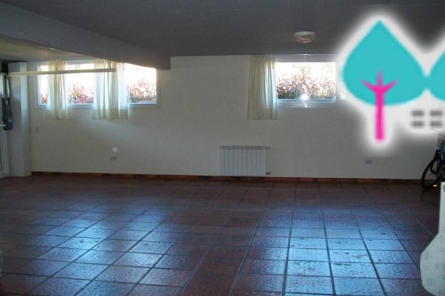 Pinamar,Buenos Aires,Argentina,4 Bedrooms Bedrooms,6 BathroomsBathrooms,Casas,DEL ESPARTILLO,4441