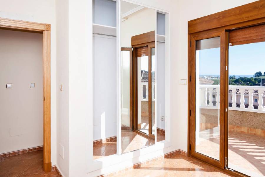 Torrevieja,Alicante,España,3 Bedrooms Bedrooms,2 BathroomsBathrooms,Chalets,39964