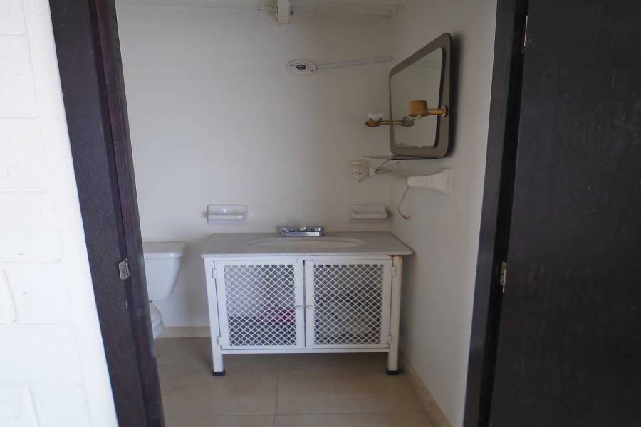 Pachuca de Soto, Hidalgo, Mexico, 4 Bedrooms Bedrooms, ,3 BathroomsBathrooms,Casas,Venta,Loma Bonita,4442