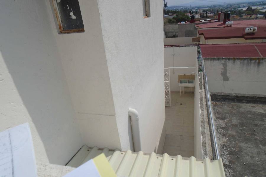 Pachuca de Soto, Hidalgo, Mexico, 4 Bedrooms Bedrooms, ,3 BathroomsBathrooms,Casas,Venta,Loma Bonita,4442