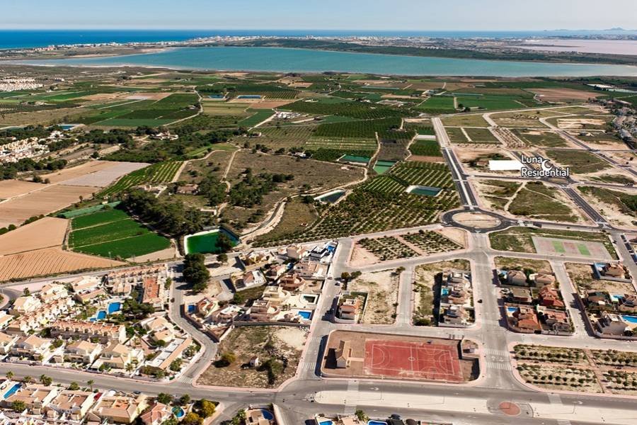 Rojales,Alicante,España,3 Bedrooms Bedrooms,2 BathroomsBathrooms,Chalets,39975