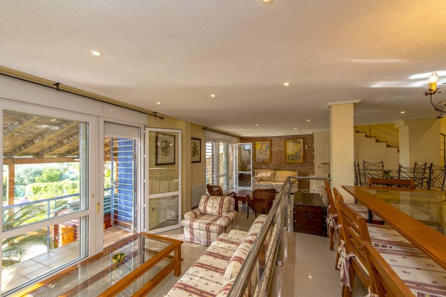 Orihuela Costa,Alicante,España,6 Bedrooms Bedrooms,5 BathroomsBathrooms,Dúplex,39985