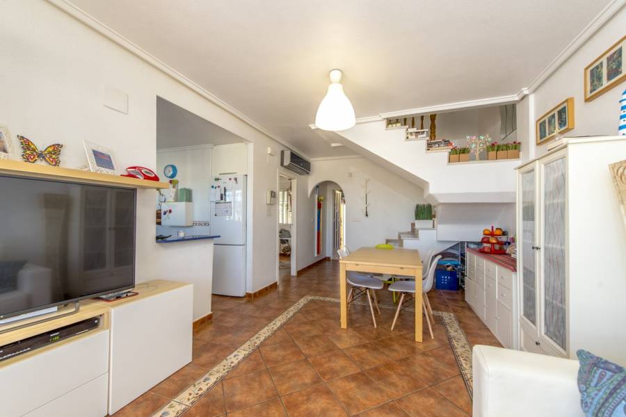 Pilar de la Horadada,Alicante,España,3 Bedrooms Bedrooms,2 BathroomsBathrooms,Dúplex,39986