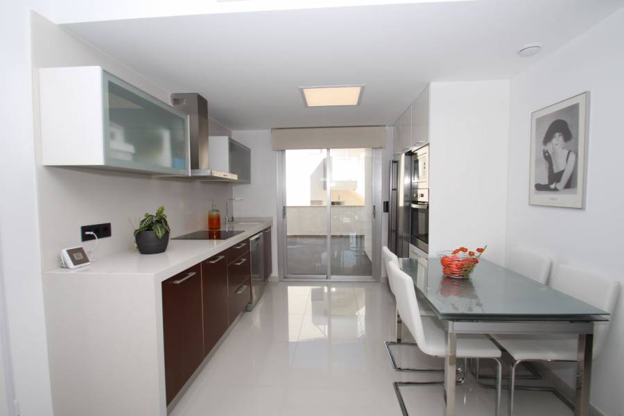 Torrevieja,Alicante,España,3 Bedrooms Bedrooms,2 BathroomsBathrooms,Apartamentos,40011