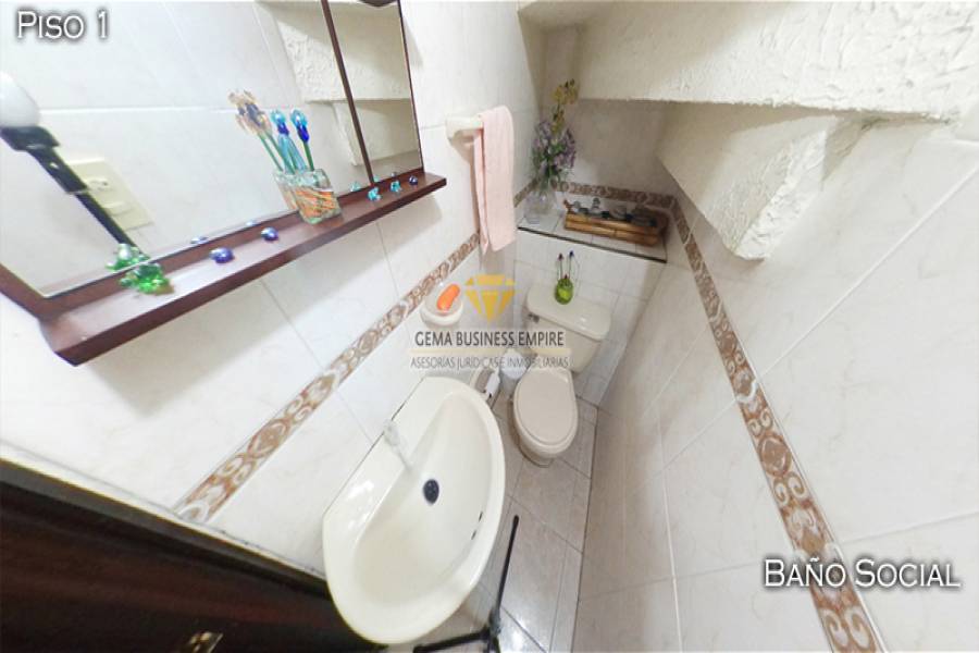 IMPERDIBLE! VER INFO...,4 Bedrooms Bedrooms,4 BathroomsBathrooms,Casas,4446