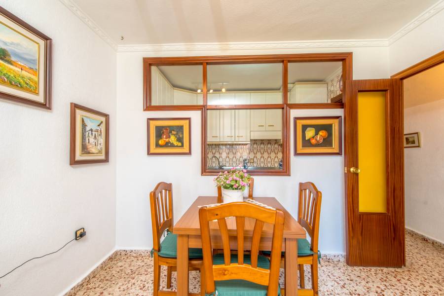 Torrevieja,Alicante,España,2 Bedrooms Bedrooms,1 BañoBathrooms,Apartamentos,40056