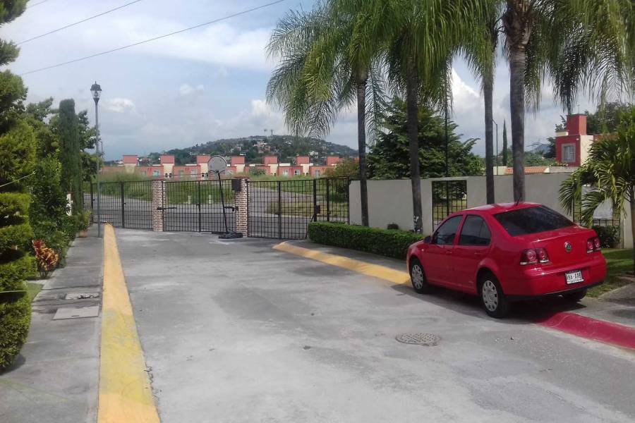 Emiliano Zapata,Morelos,Mexico,4 Bedrooms Bedrooms,1 BañoBathrooms,Casas,Rio Volga,4451