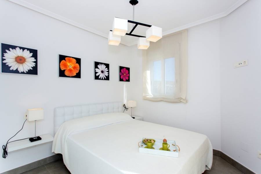 Santa Pola,Alicante,España,3 Bedrooms Bedrooms,2 BathroomsBathrooms,Apartamentos,40096