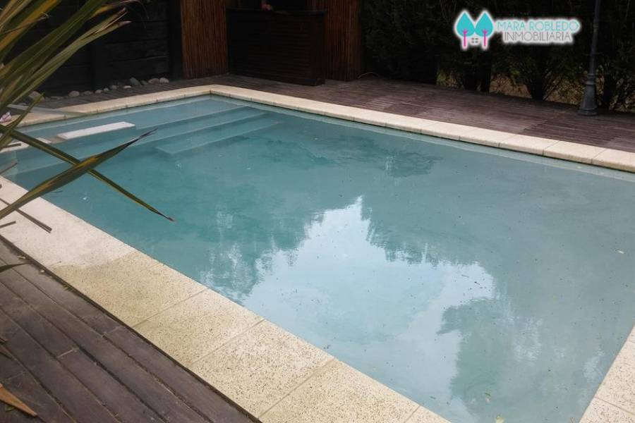 Pinamar,Buenos Aires,Argentina,4 Bedrooms Bedrooms,3 BathroomsBathrooms,Casas,DEL OLIMPO,4454