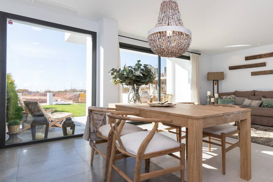 Pilar de la Horadada,Alicante,España,3 Bedrooms Bedrooms,2 BathroomsBathrooms,Apartamentos,40124