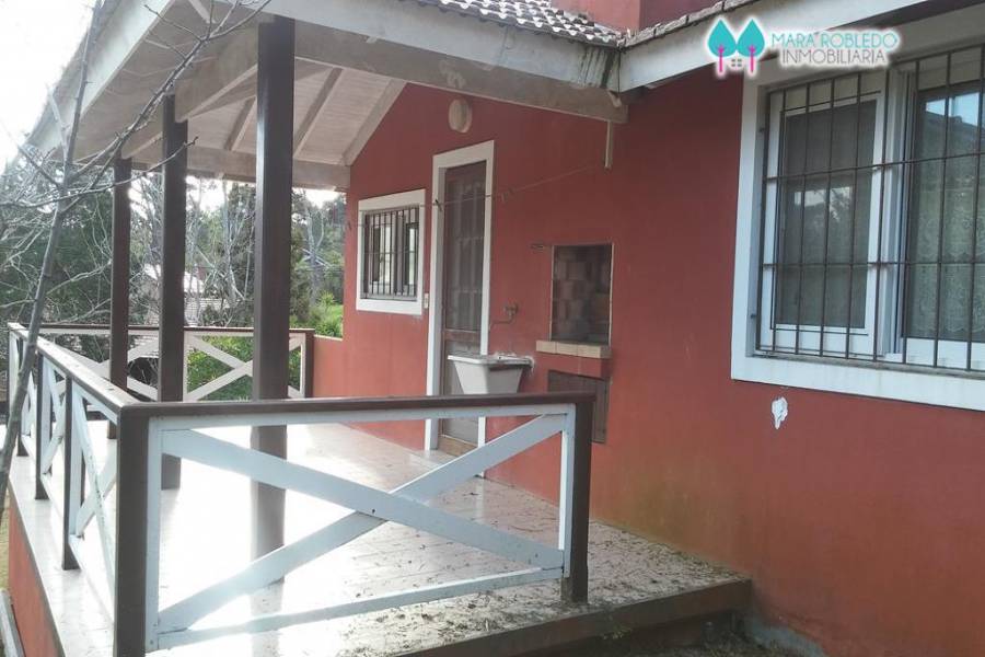 Pinamar,Buenos Aires,Argentina,2 Bedrooms Bedrooms,2 BathroomsBathrooms,Casas,EOLO,4455