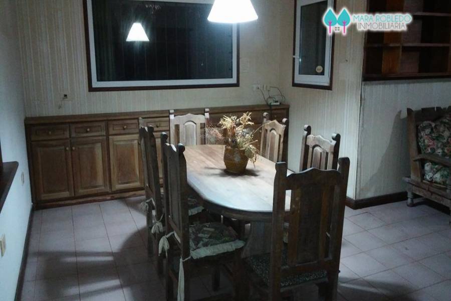 Pinamar,Buenos Aires,Argentina,2 Bedrooms Bedrooms,2 BathroomsBathrooms,Casas,EOLO,4455