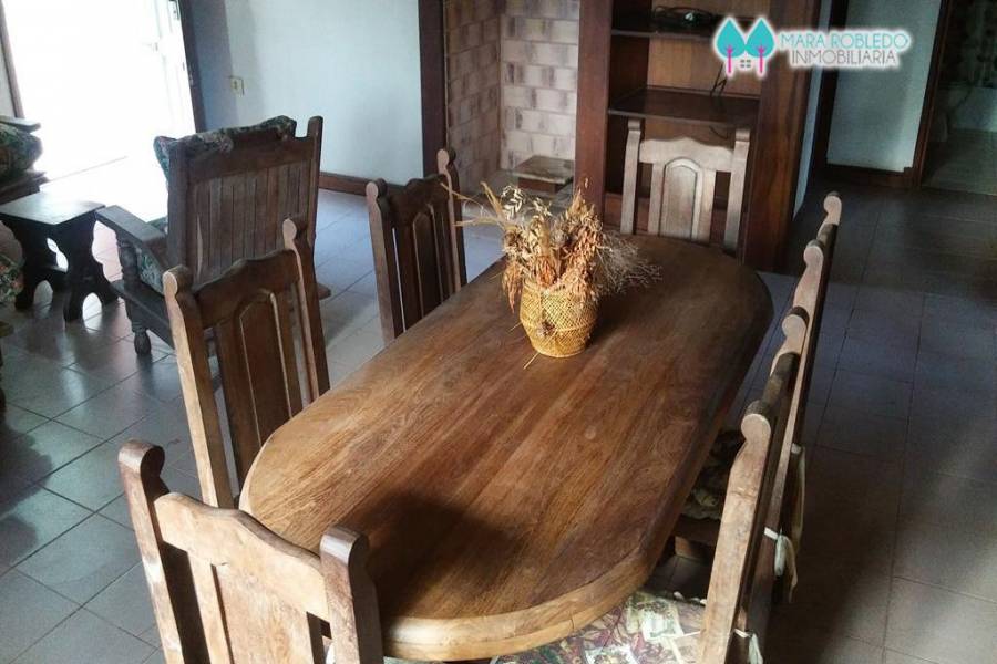 Pinamar,Buenos Aires,Argentina,2 Bedrooms Bedrooms,2 BathroomsBathrooms,Casas,EOLO,4455