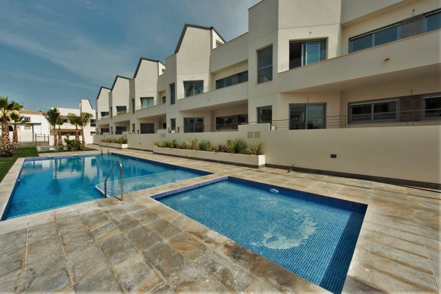 Torrevieja,Alicante,España,2 Bedrooms Bedrooms,2 BathroomsBathrooms,Apartamentos,40132