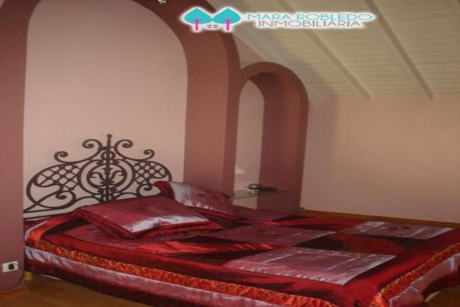 Pinamar,Buenos Aires,Argentina,3 Bedrooms Bedrooms,3 BathroomsBathrooms,Casas,victoria y euridice,4456