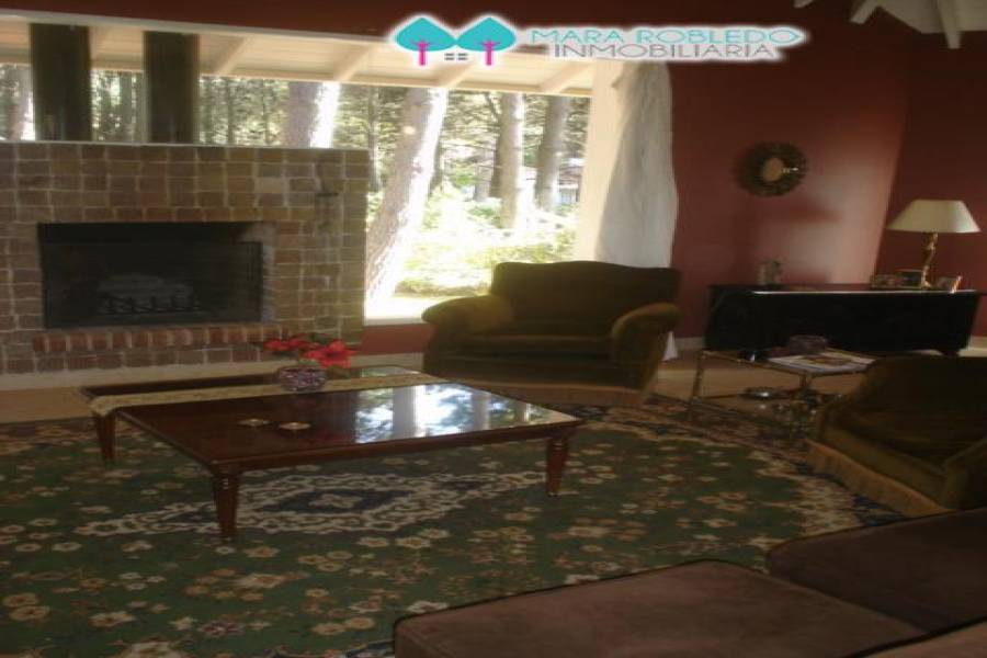 Pinamar,Buenos Aires,Argentina,3 Bedrooms Bedrooms,3 BathroomsBathrooms,Casas,victoria y euridice,4456