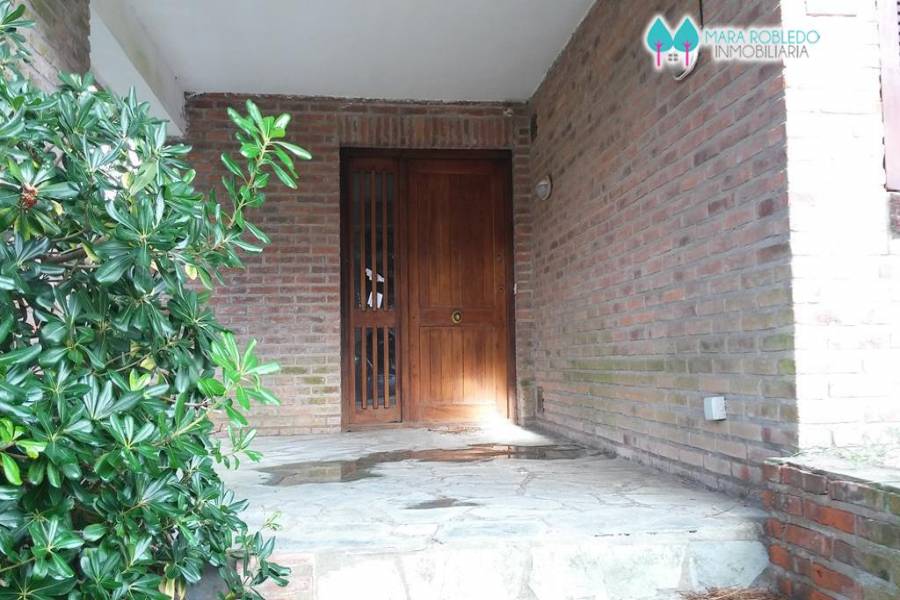 Pinamar,Buenos Aires,Argentina,5 Bedrooms Bedrooms,4 BathroomsBathrooms,Casas,GOLETA INDEPENDENCIA,4457
