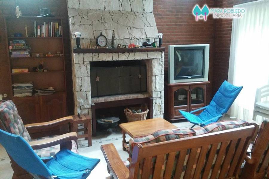 Pinamar,Buenos Aires,Argentina,4 Bedrooms Bedrooms,4 BathroomsBathrooms,Casas,NAUTILUS ,4458