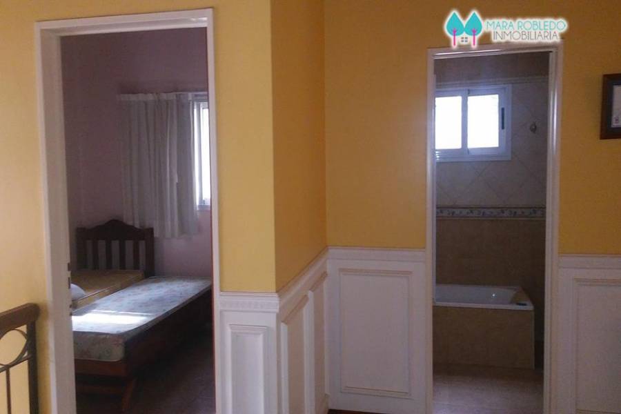 Pinamar,Buenos Aires,Argentina,4 Bedrooms Bedrooms,4 BathroomsBathrooms,Casas,NAUTILUS ,4458