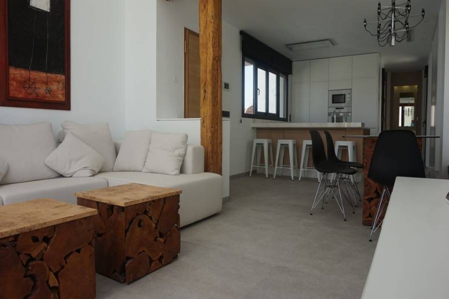 Torrevieja,Alicante,España,4 Bedrooms Bedrooms,4 BathroomsBathrooms,Chalets,40167