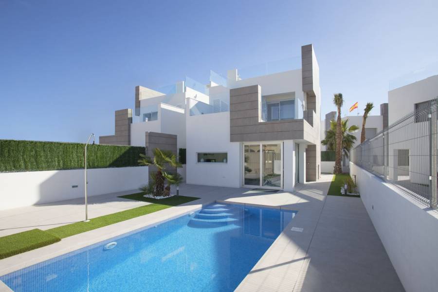 Guardamar del Segura,Alicante,España,3 Bedrooms Bedrooms,2 BathroomsBathrooms,Chalets,40184