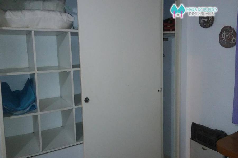 Pinamar,Buenos Aires,Argentina,4 Bedrooms Bedrooms,1 BañoBathrooms,Casas,SILFIDES,4461