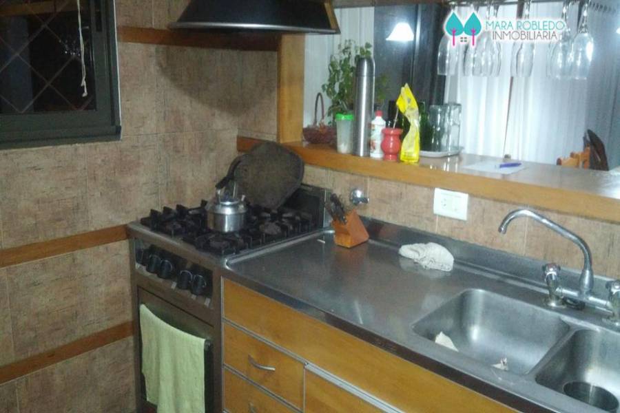 Pinamar,Buenos Aires,Argentina,4 Bedrooms Bedrooms,1 BañoBathrooms,Casas,SILFIDES,4461