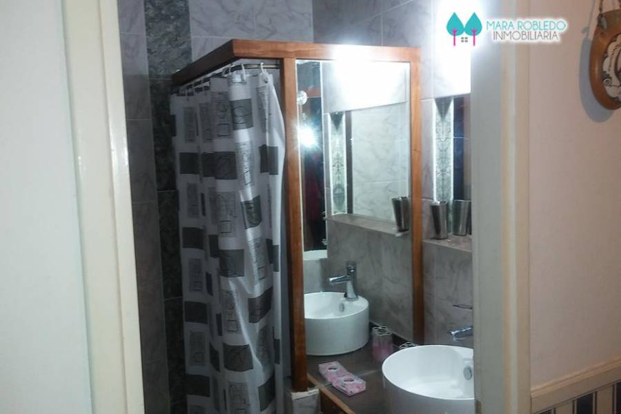 Pinamar,Buenos Aires,Argentina,4 Bedrooms Bedrooms,1 BañoBathrooms,Casas,SILFIDES,4461