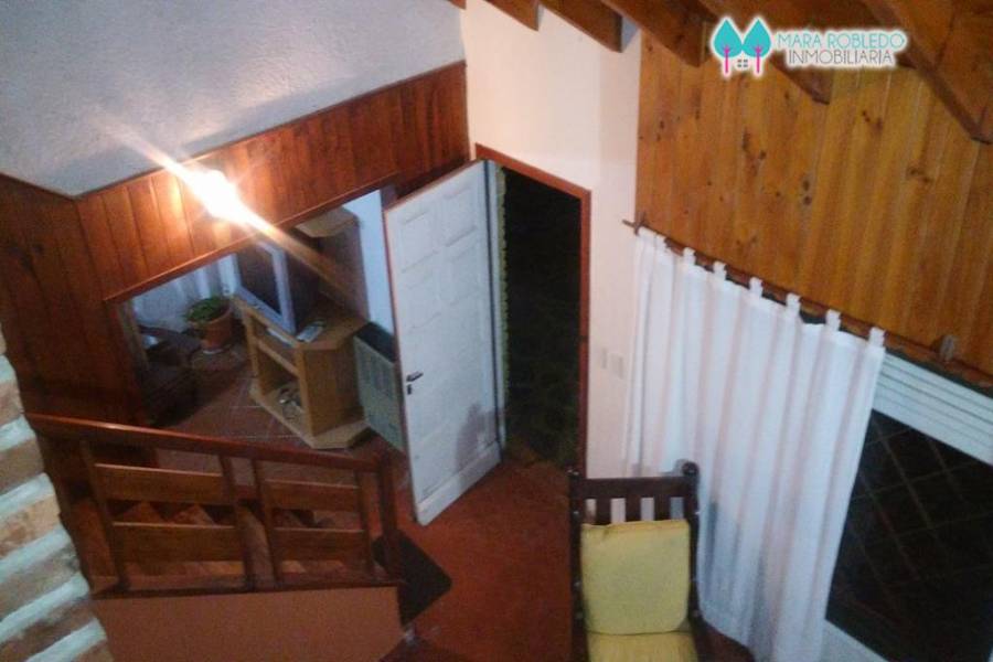Pinamar,Buenos Aires,Argentina,4 Bedrooms Bedrooms,1 BañoBathrooms,Casas,SILFIDES,4461